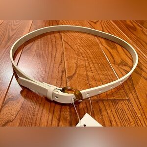 NWT Aeropostale Cream Belt with Gold Buckle 1/2 inch wide 39 inches long S/M